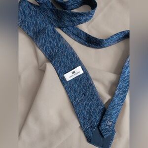 Issey Miyake Wave Pattern Blue Tie • 100% silk • Made in Japan